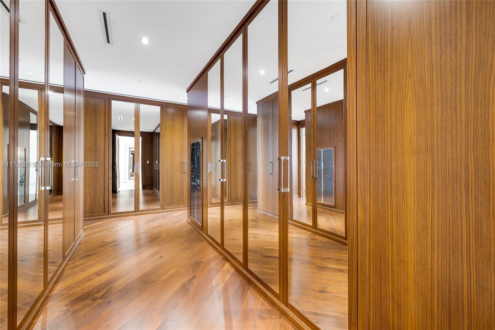 Residential, Bal Harbour, Florida image 35