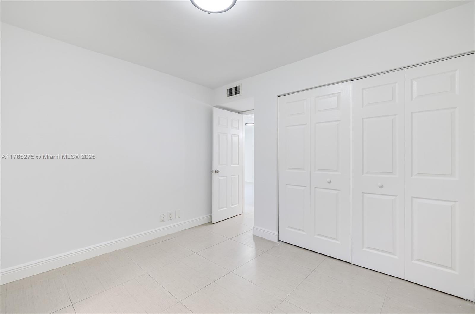 9471 Evergreen Pl #104, Davie, Florida image 25