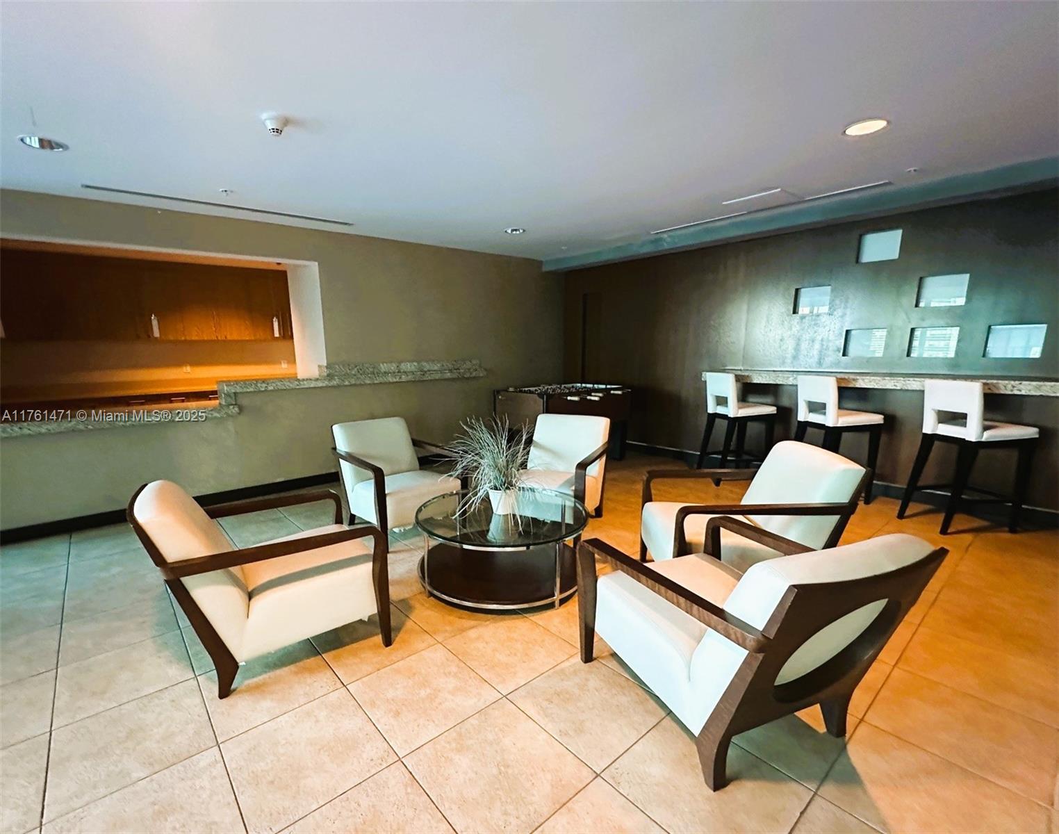 60 SW 13th St #1807, Miami FL 33130