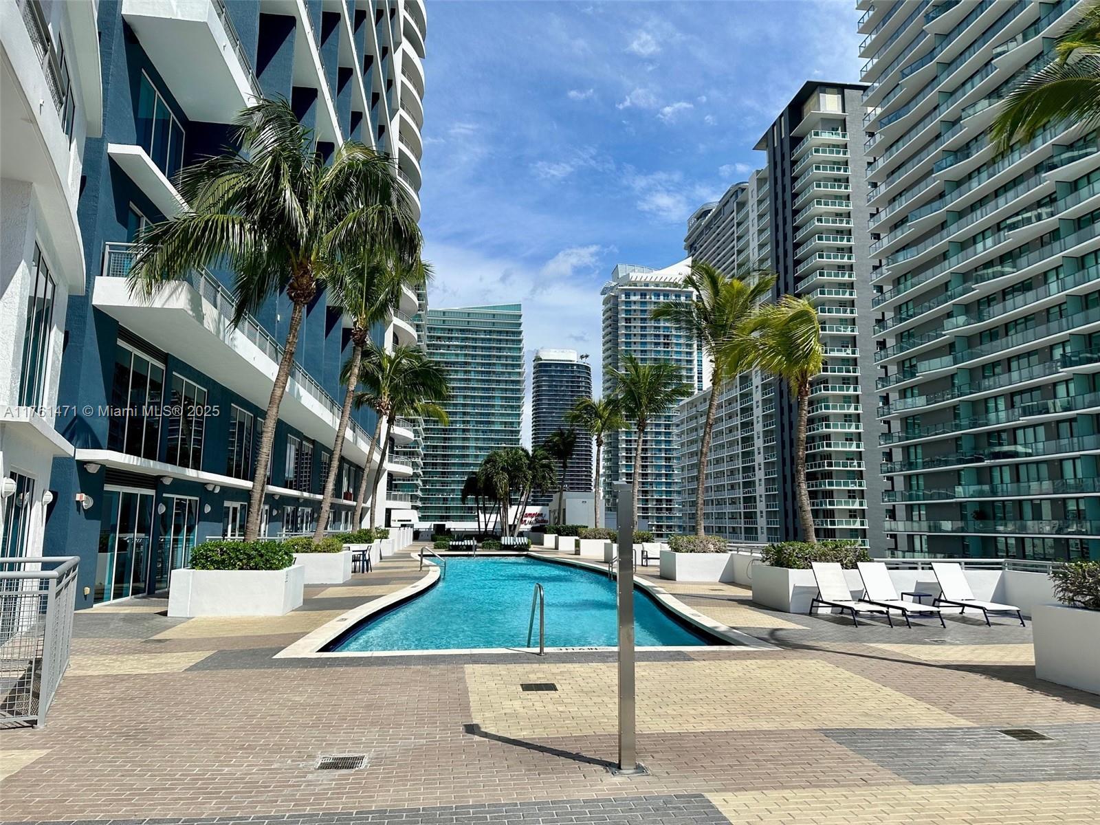 60 SW 13th St #1807, Miami FL 33130