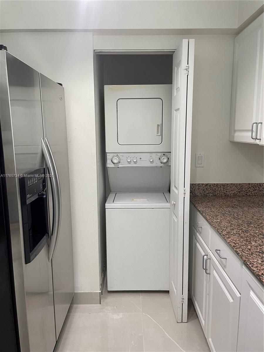 1155 Brickell Bay Dr #307, Miami FL 33131
