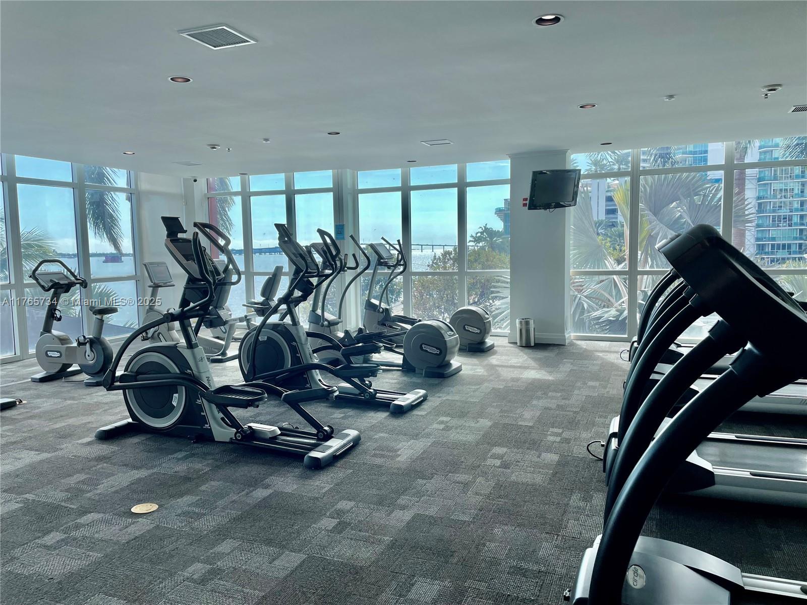 1155 Brickell Bay Dr #307, Miami FL 33131