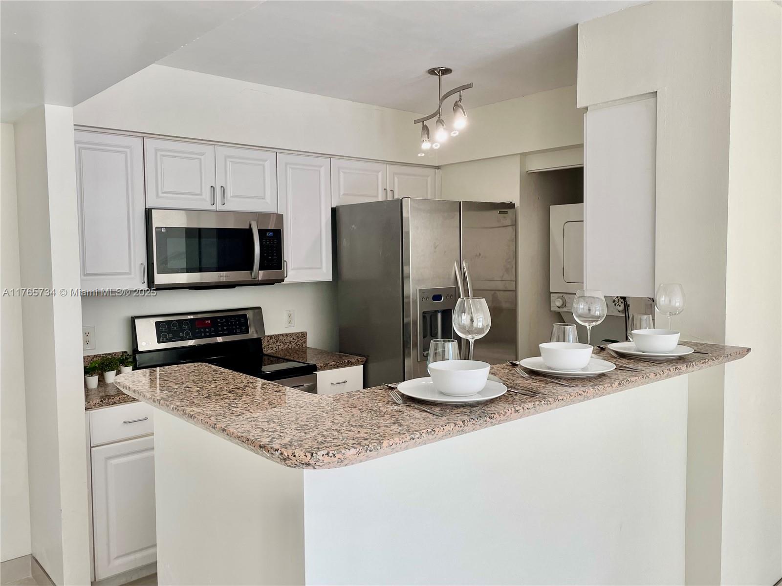 1155 Brickell Bay Dr #307, Miami FL 33131