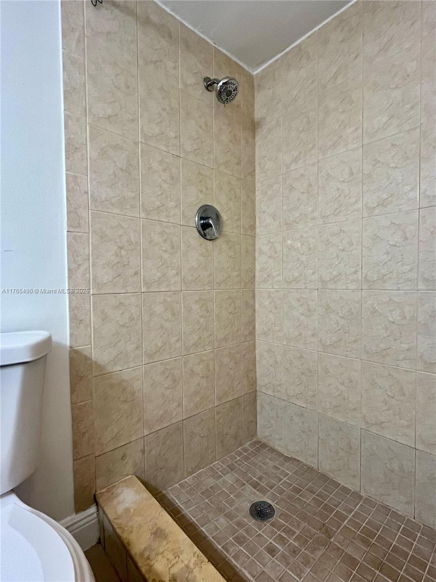 1805 Sans Souci Blvd #202, North Miami, Florida image 19