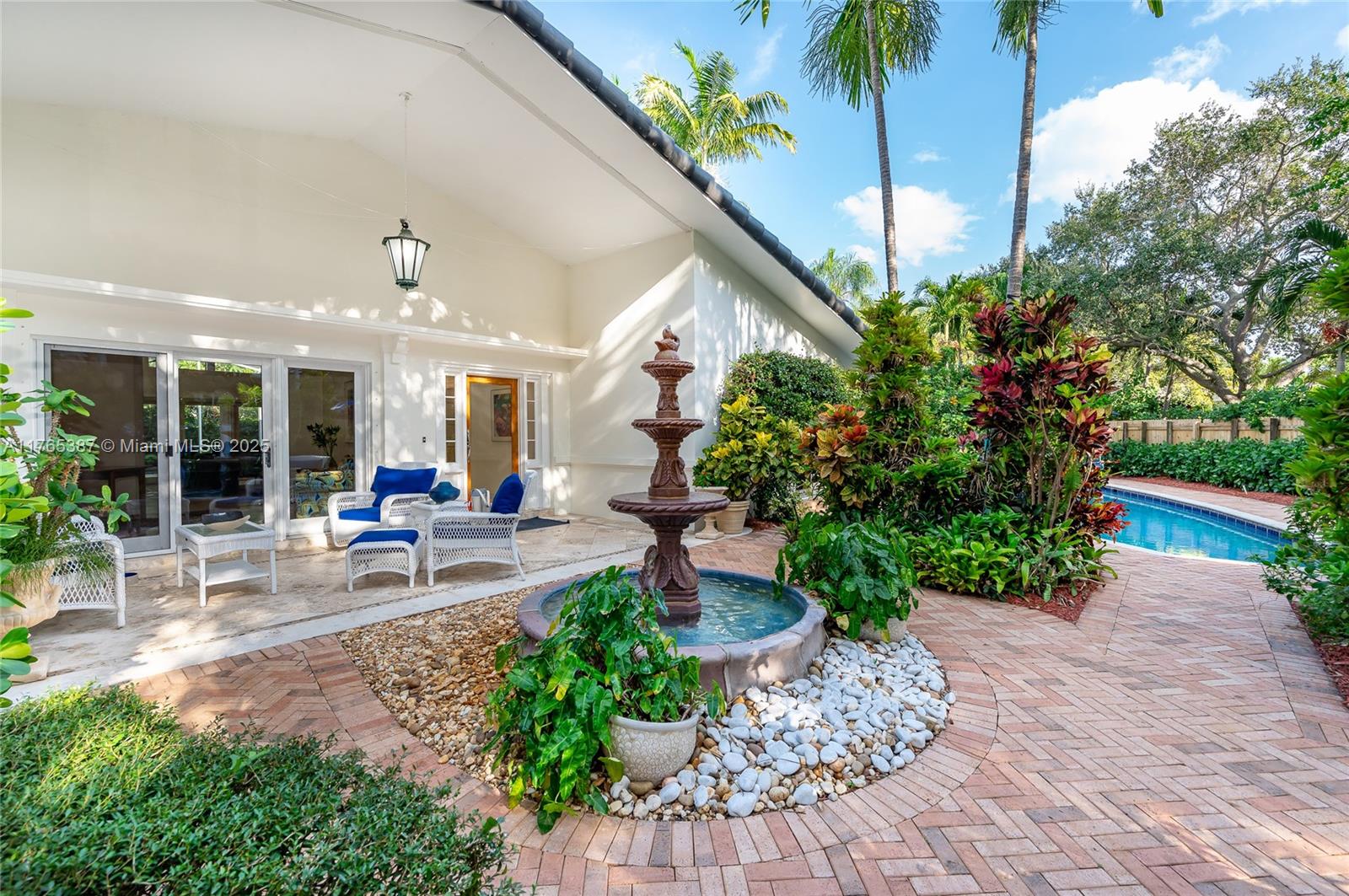 269 Cranwood Dr Key Biscayne, FL 33149
