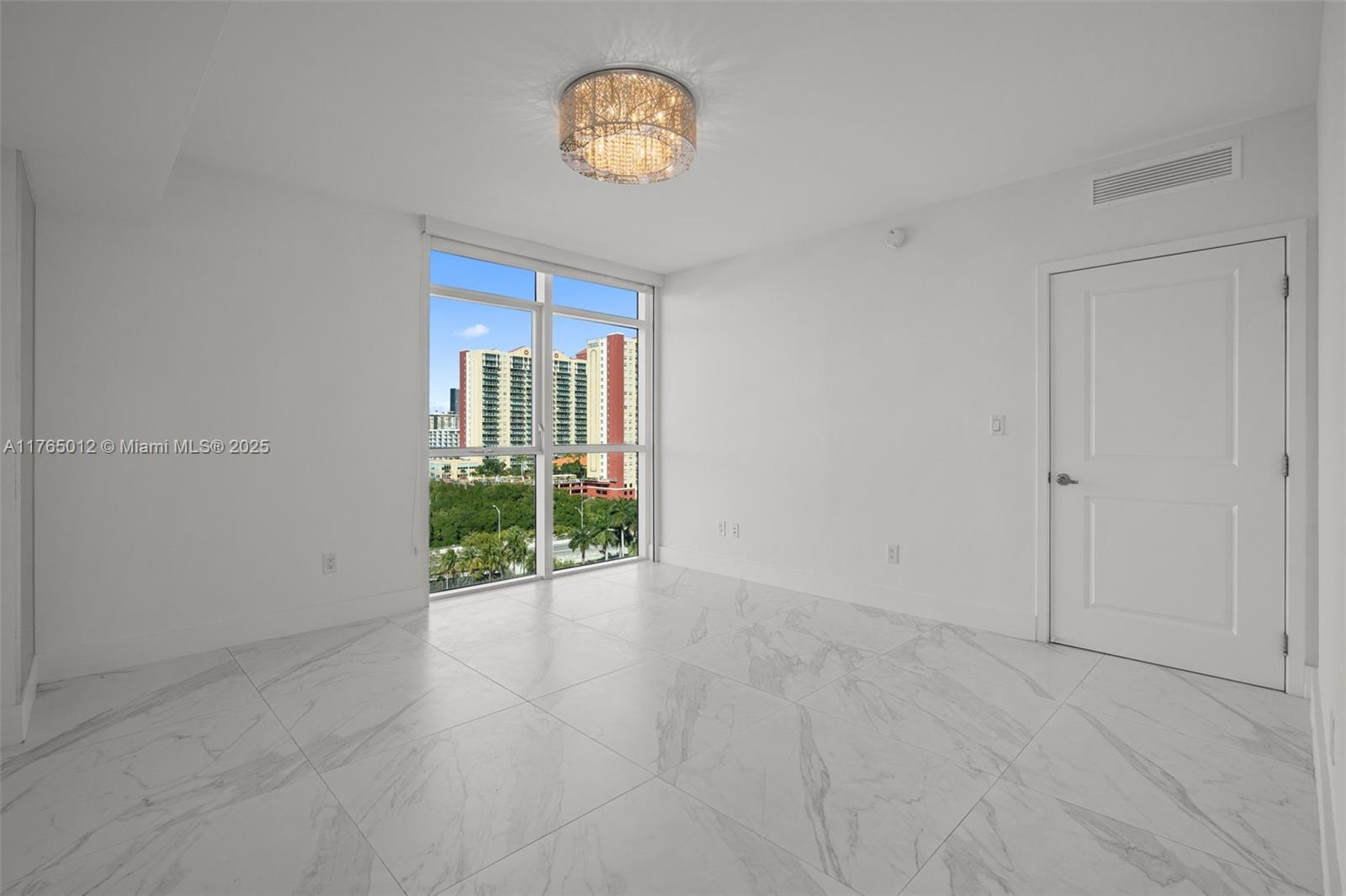 400 Sunny Isles Blvd #1005, Sunny Isles Beach, Florida image 31