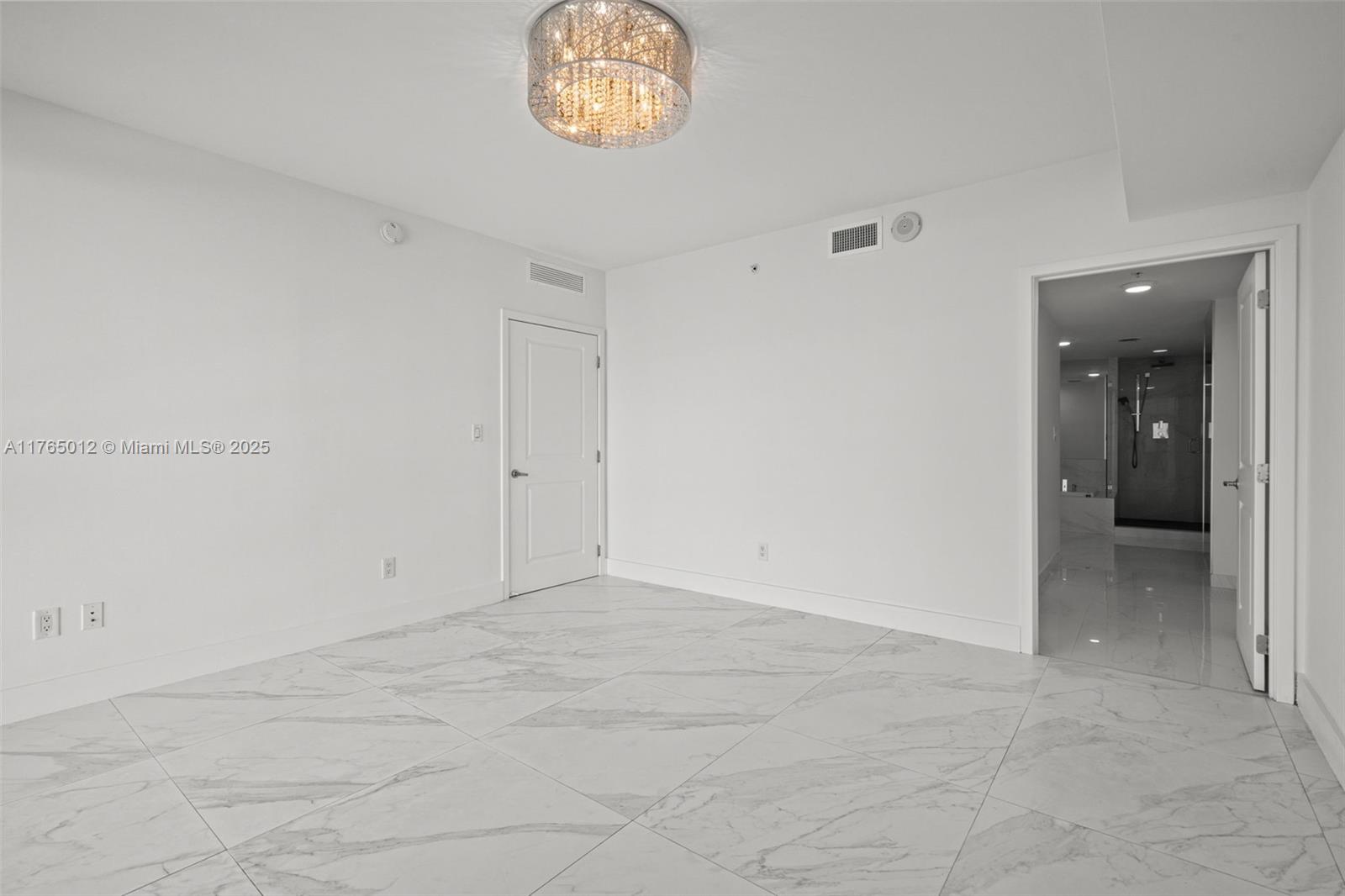 400 Sunny Isles Blvd #1005, Sunny Isles Beach, Florida image 32