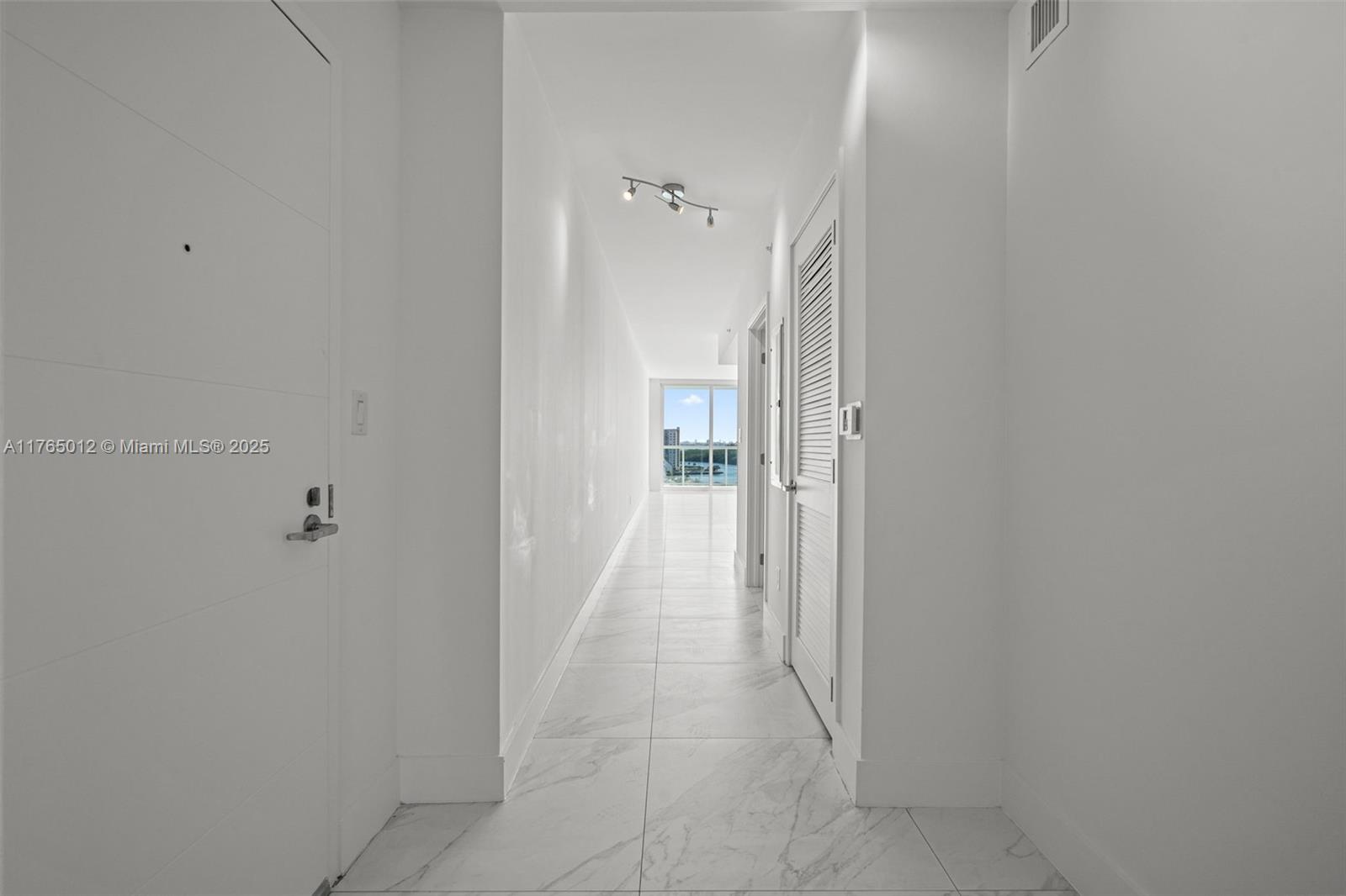 400 Sunny Isles Blvd #1005, Sunny Isles Beach, Florida image 7