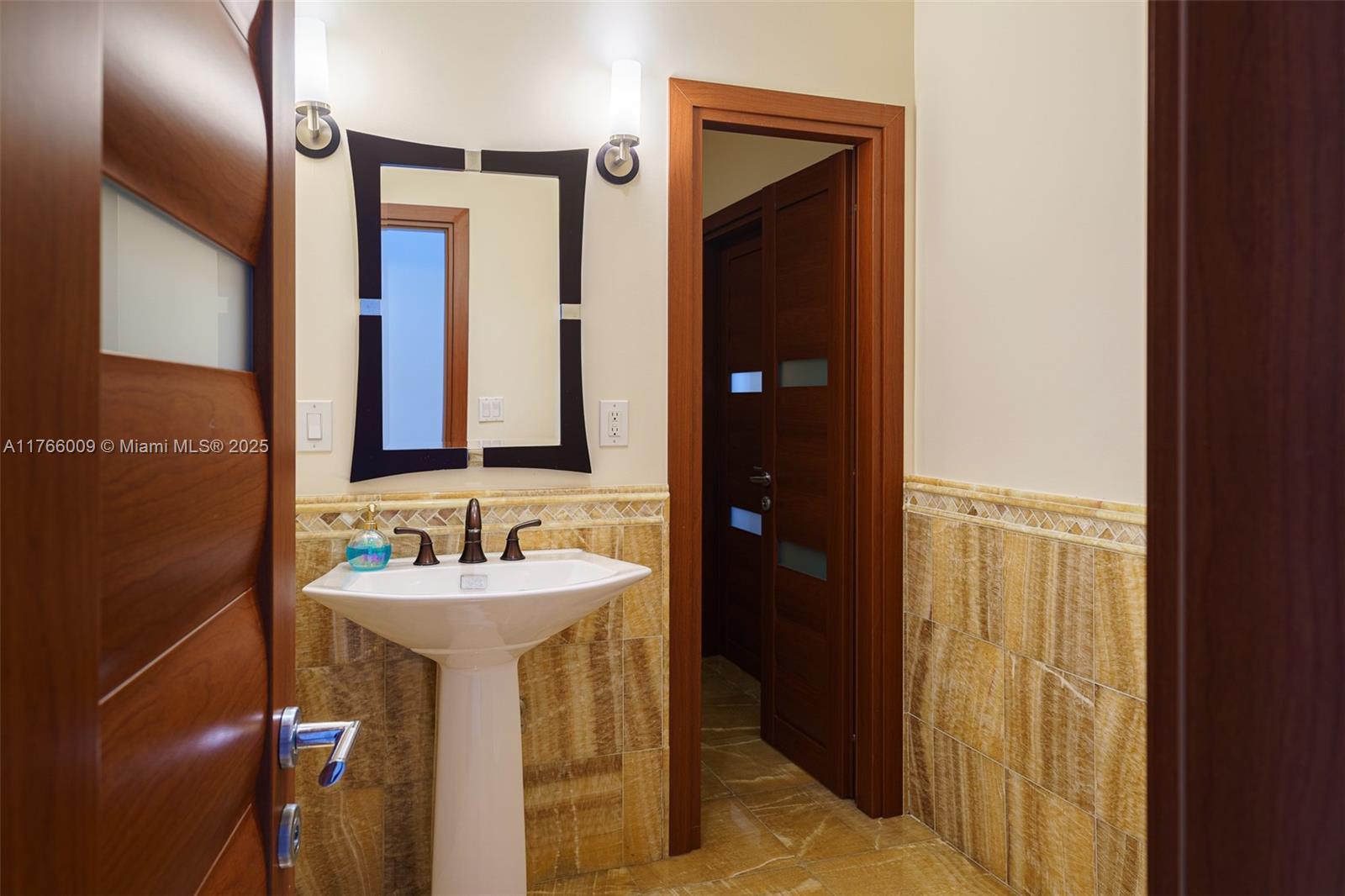 205 Ocean Blvd, Golden Beach, Florida image 37