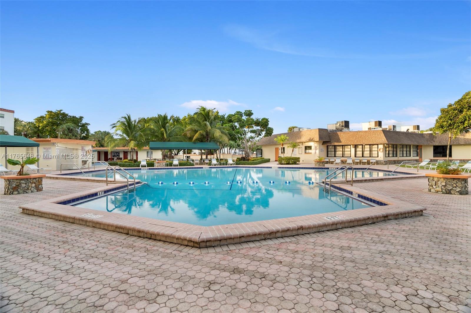 4270 NW 40th St #106, Lauderdale Lakes, Florida image 28