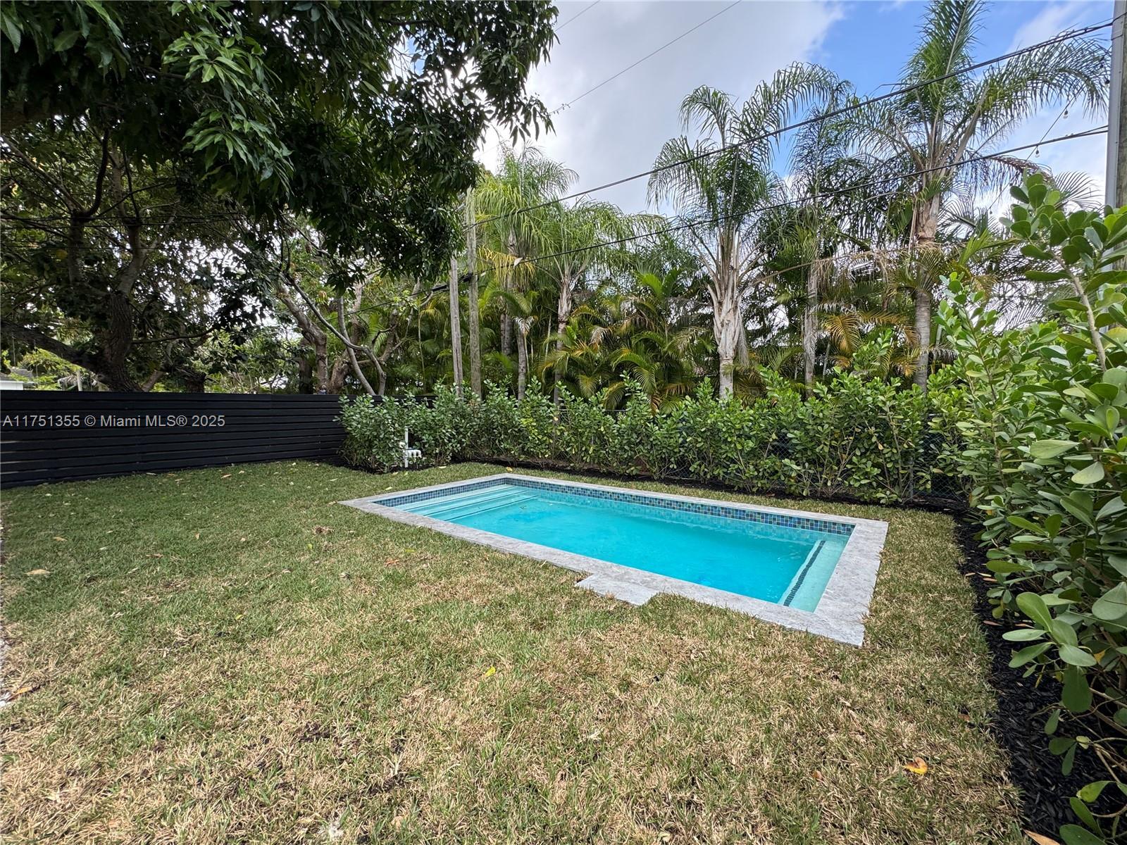 Listing Photo 17