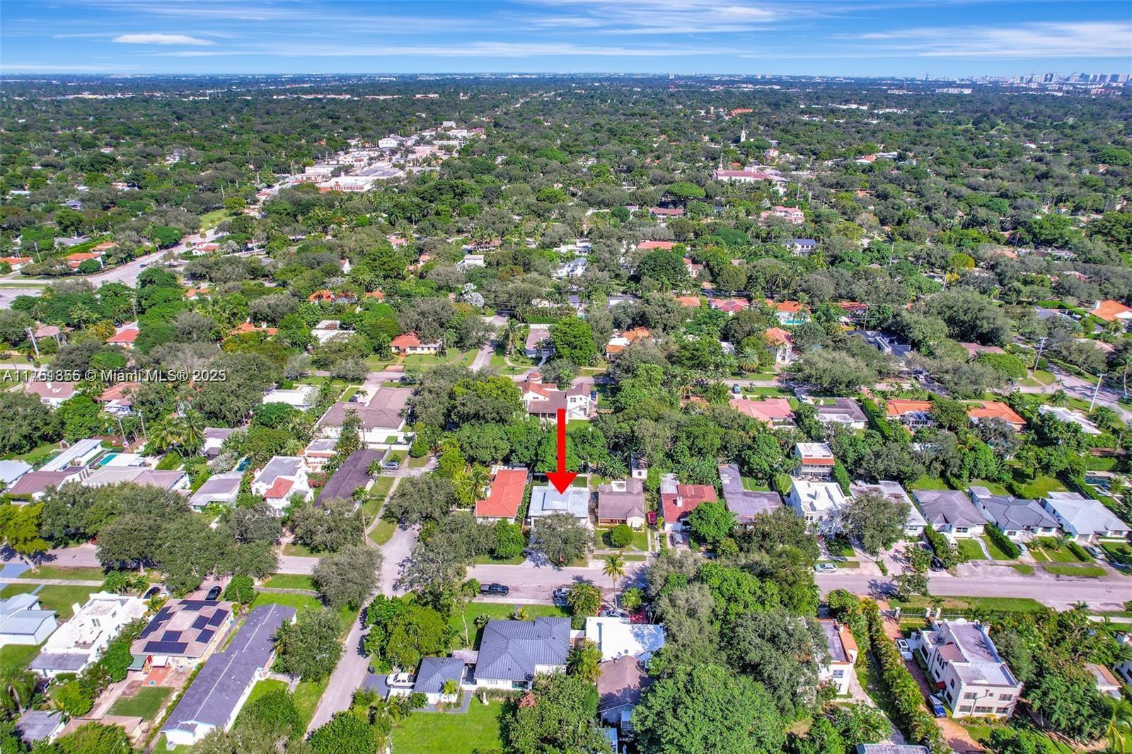 311 NE 90th St, El Portal, Florida image 21