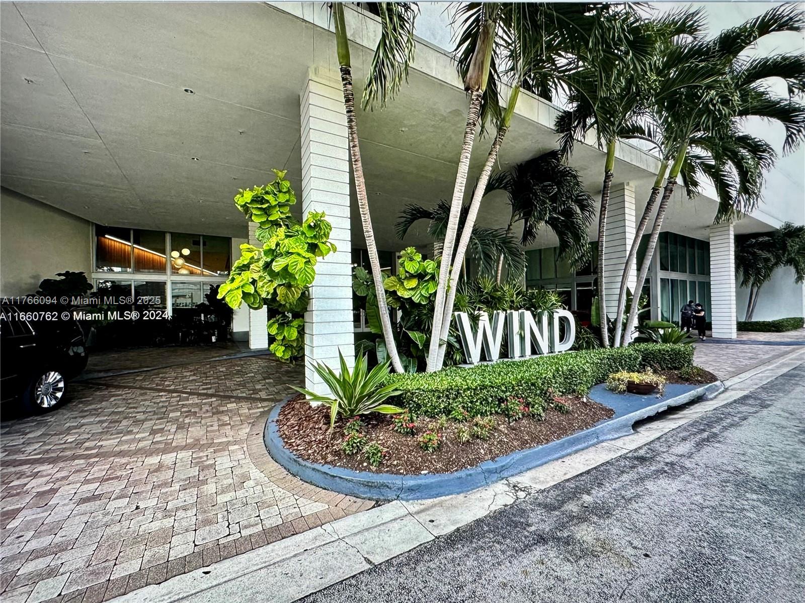 350 S Miami Ave #2912, Miami FL 33130