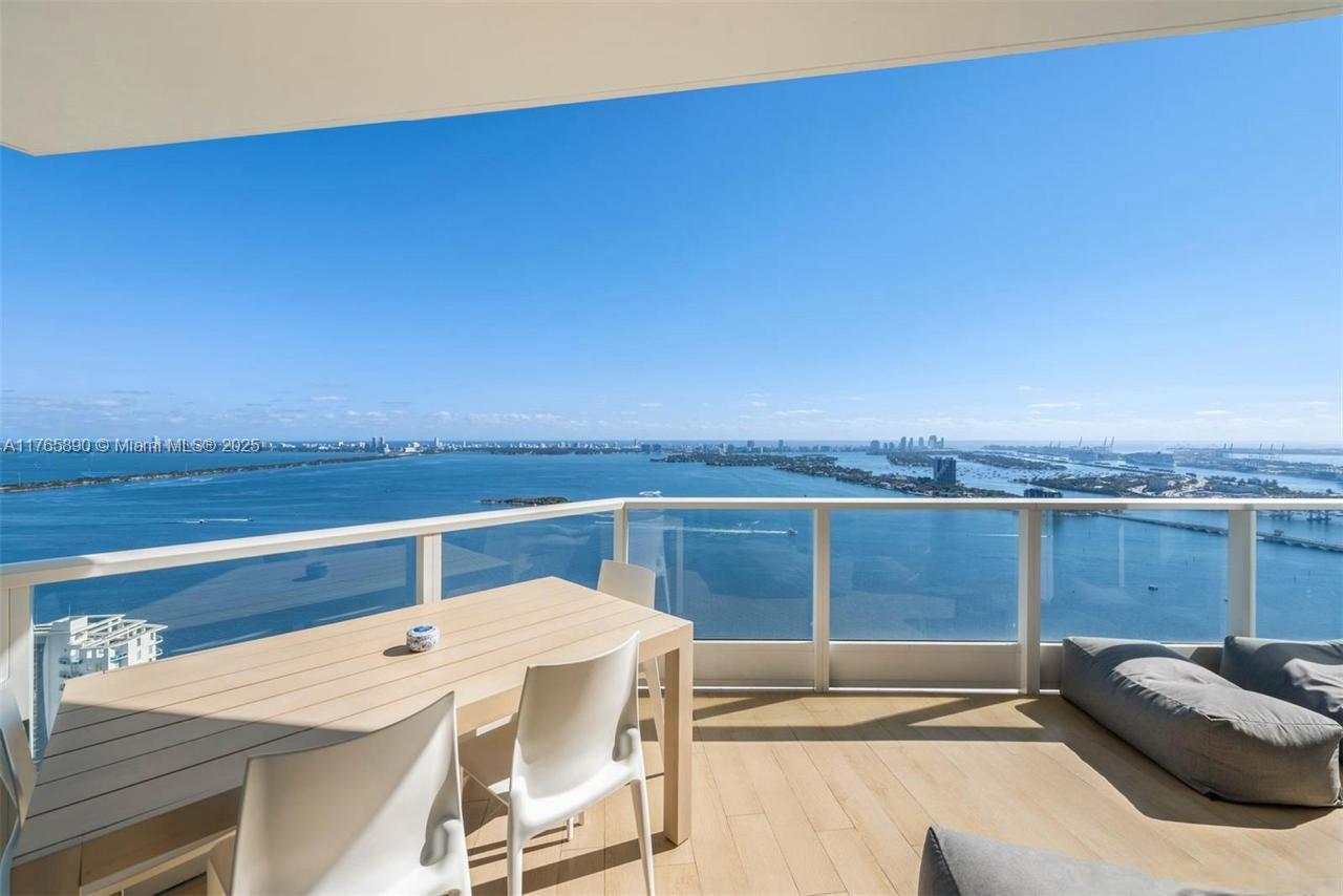 Apartamento en Venta en Miami, FL