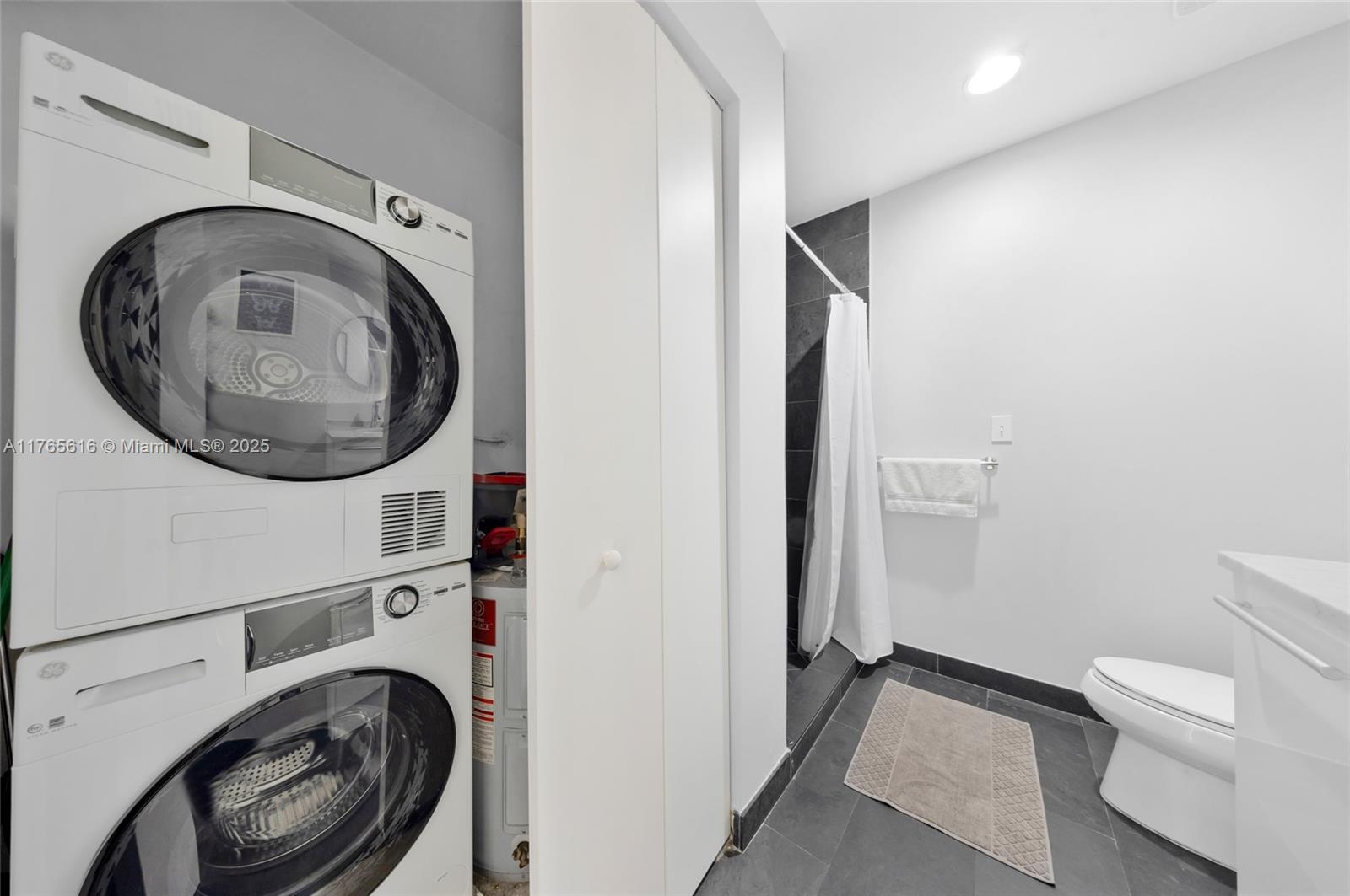 900 Biscayne Blvd #3107, Miami FL 33132