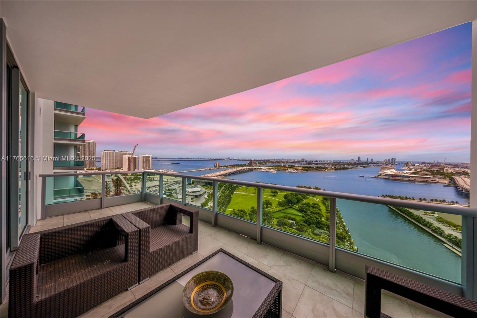 900 Biscayne Blvd #3107, Miami FL 33132