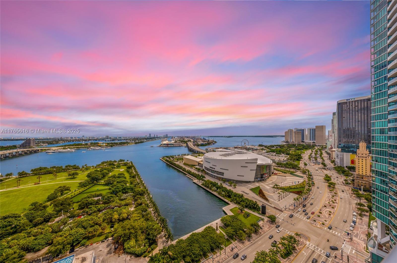 900 Biscayne Blvd #3107, Miami FL 33132