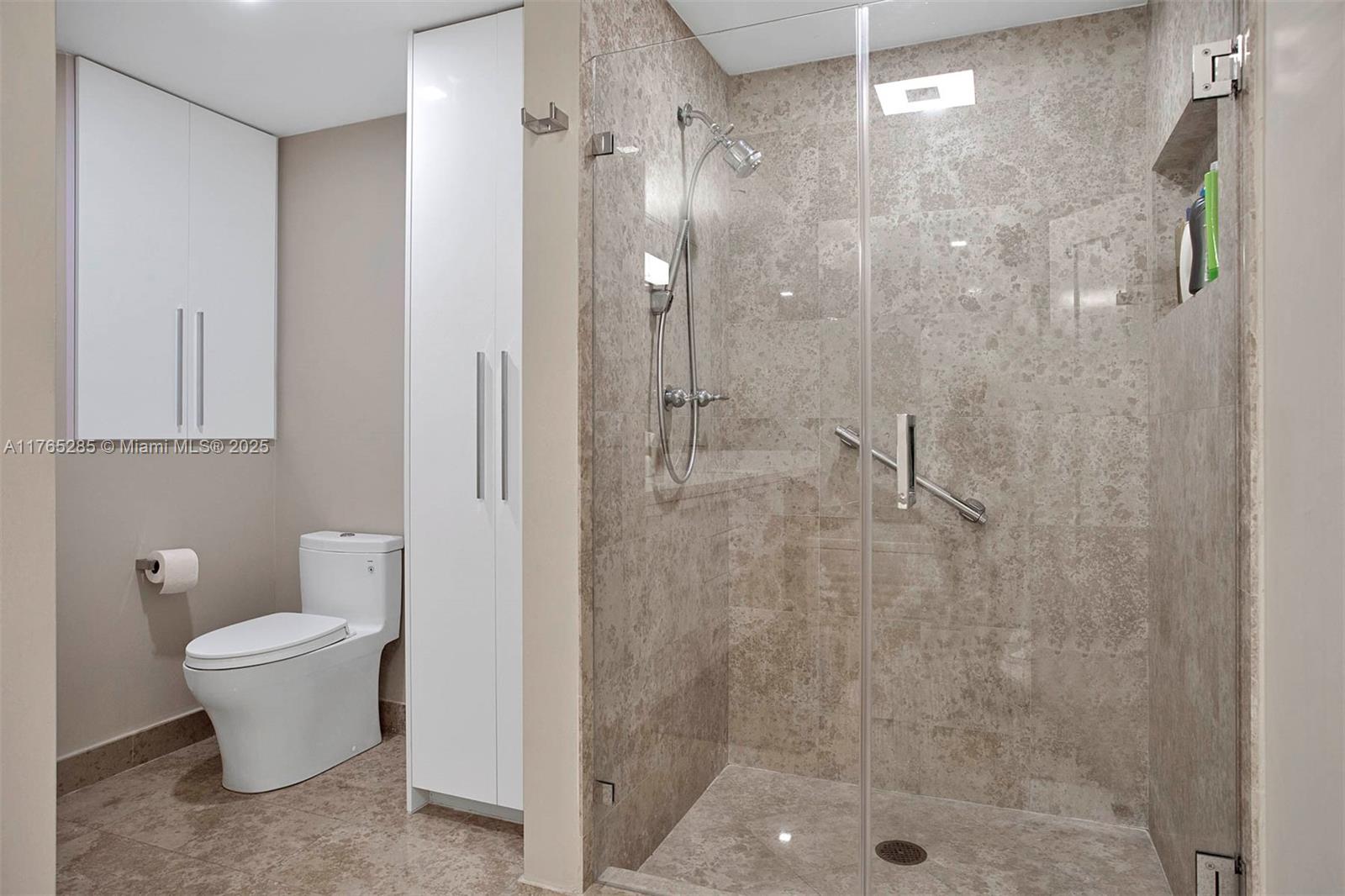 4775 Collins Ave #704, Miami Beach FL 33140