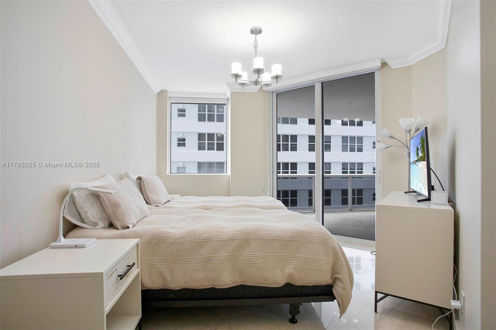 4775 Collins Ave #704, Miami Beach FL 33140