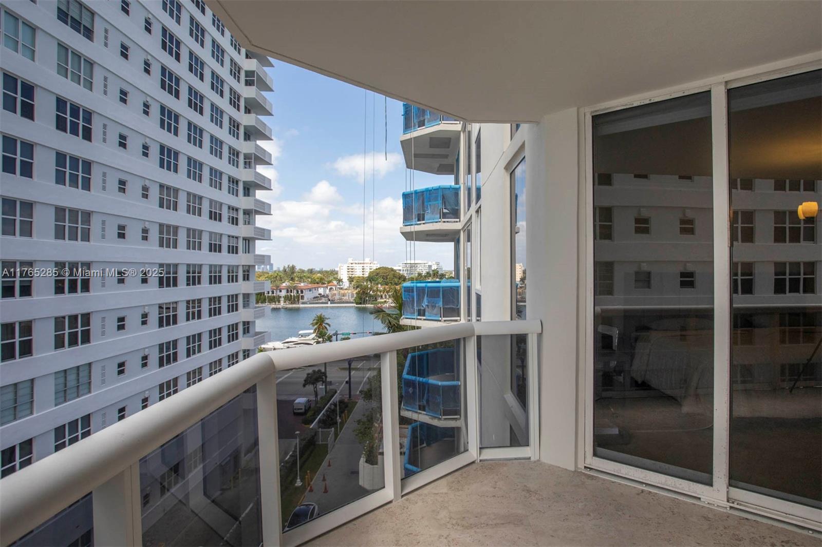 4775 Collins Ave #704, Miami Beach FL 33140