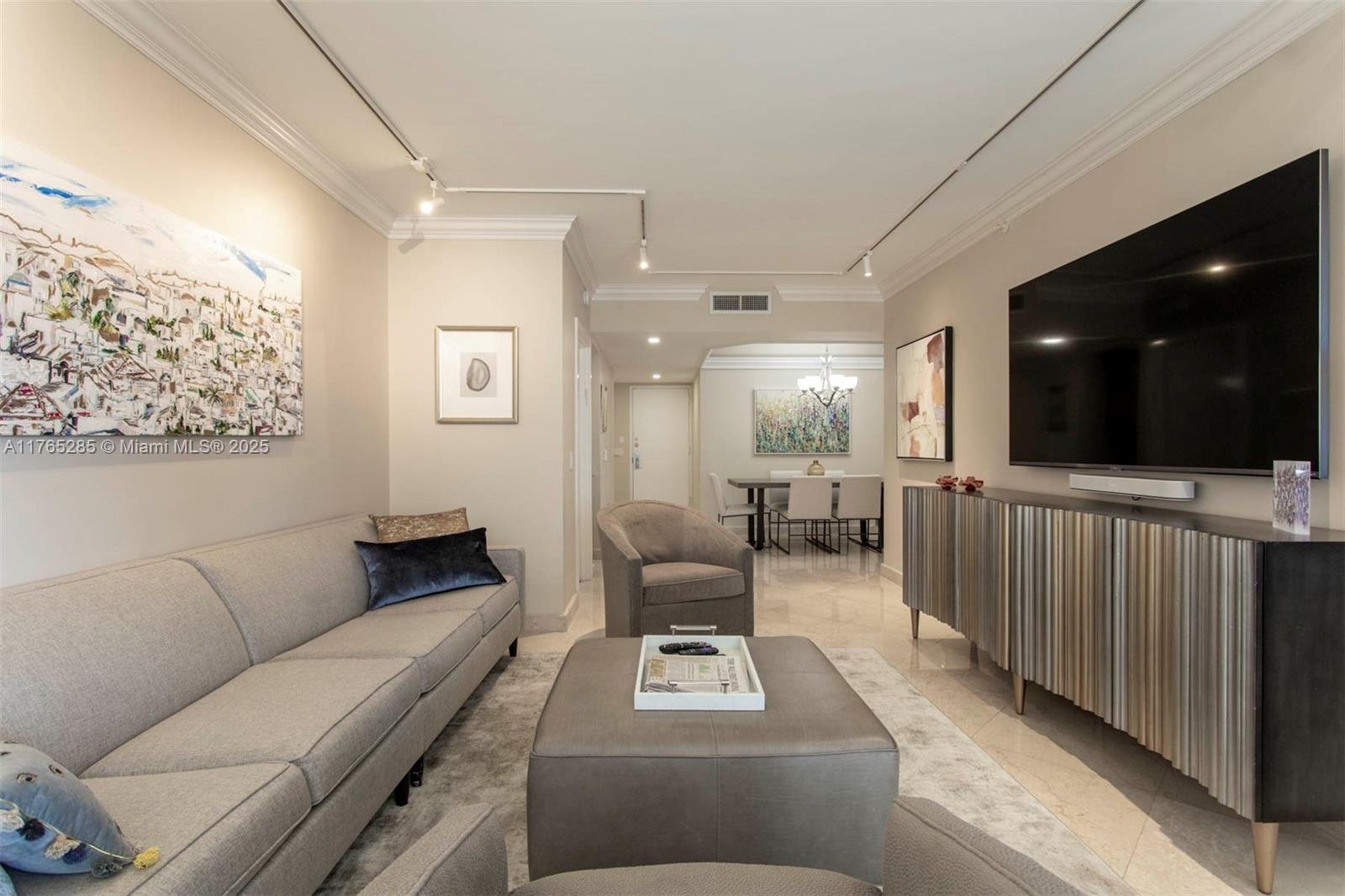 4775 Collins Ave #704, Miami Beach FL 33140