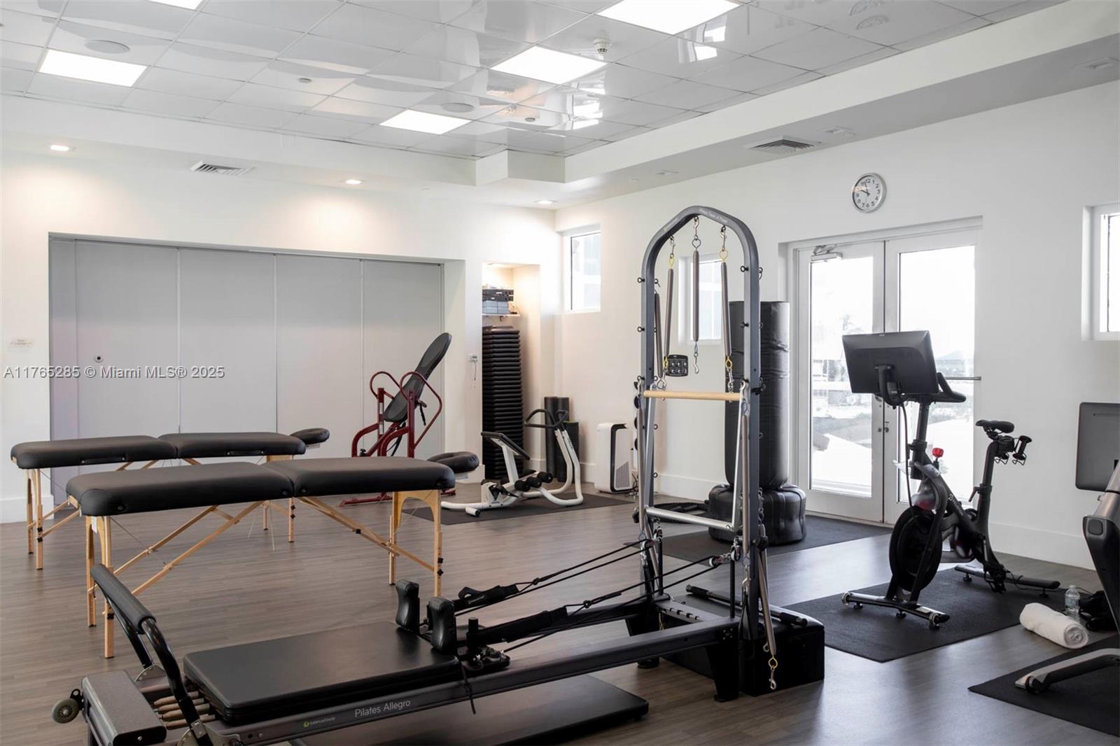 4775 Collins Ave #704, Miami Beach FL 33140