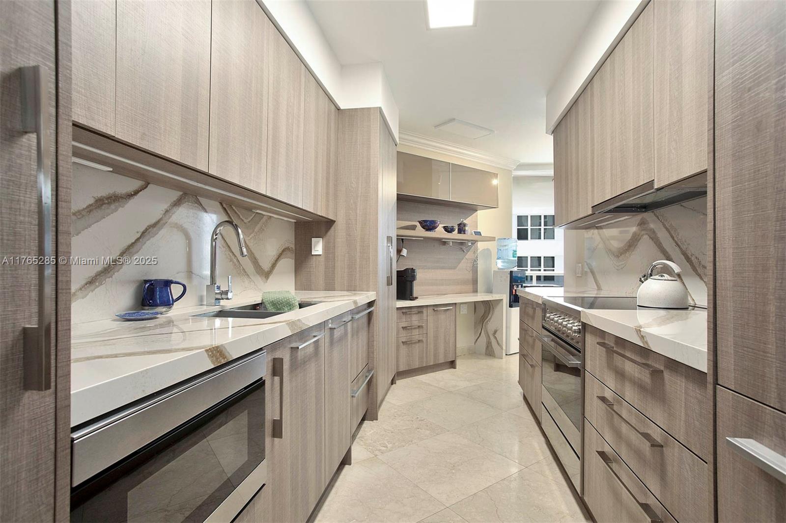 4775 Collins Ave #704, Miami Beach FL 33140