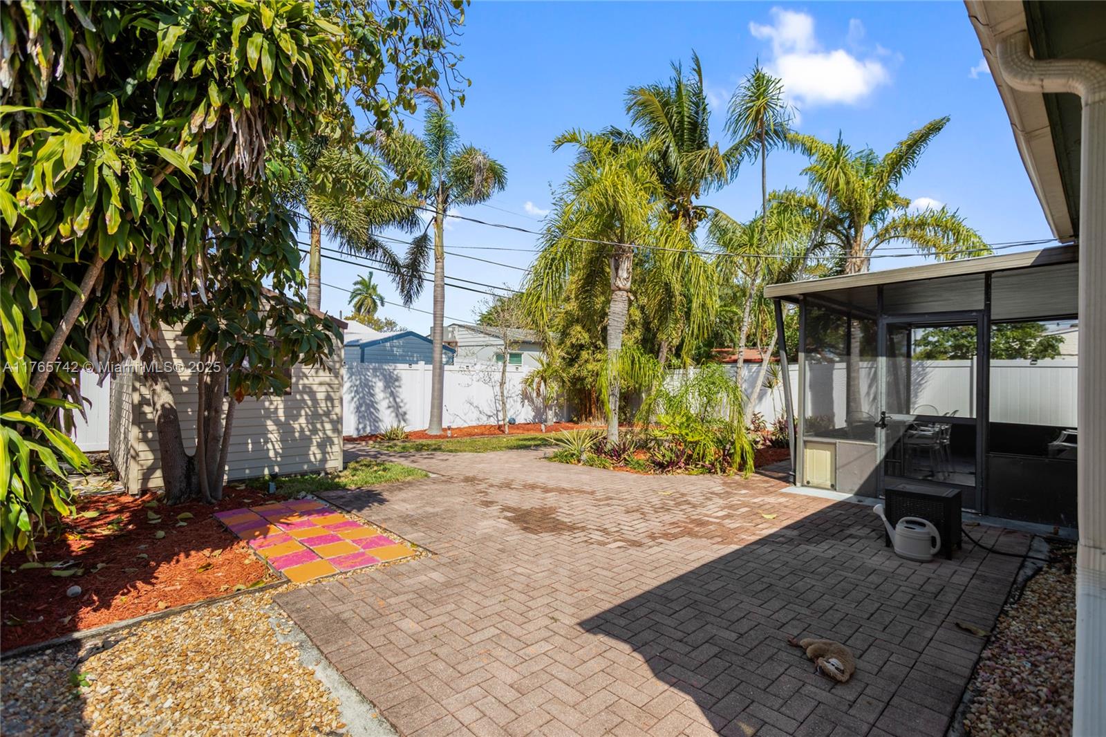 5233 NE 4th Ave, Oakland Park, Florida image 41