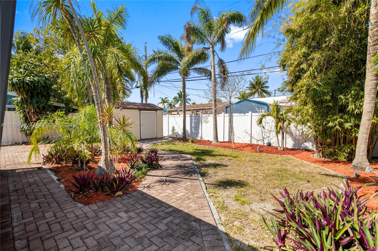 5233 NE 4th Ave, Oakland Park, Florida image 48