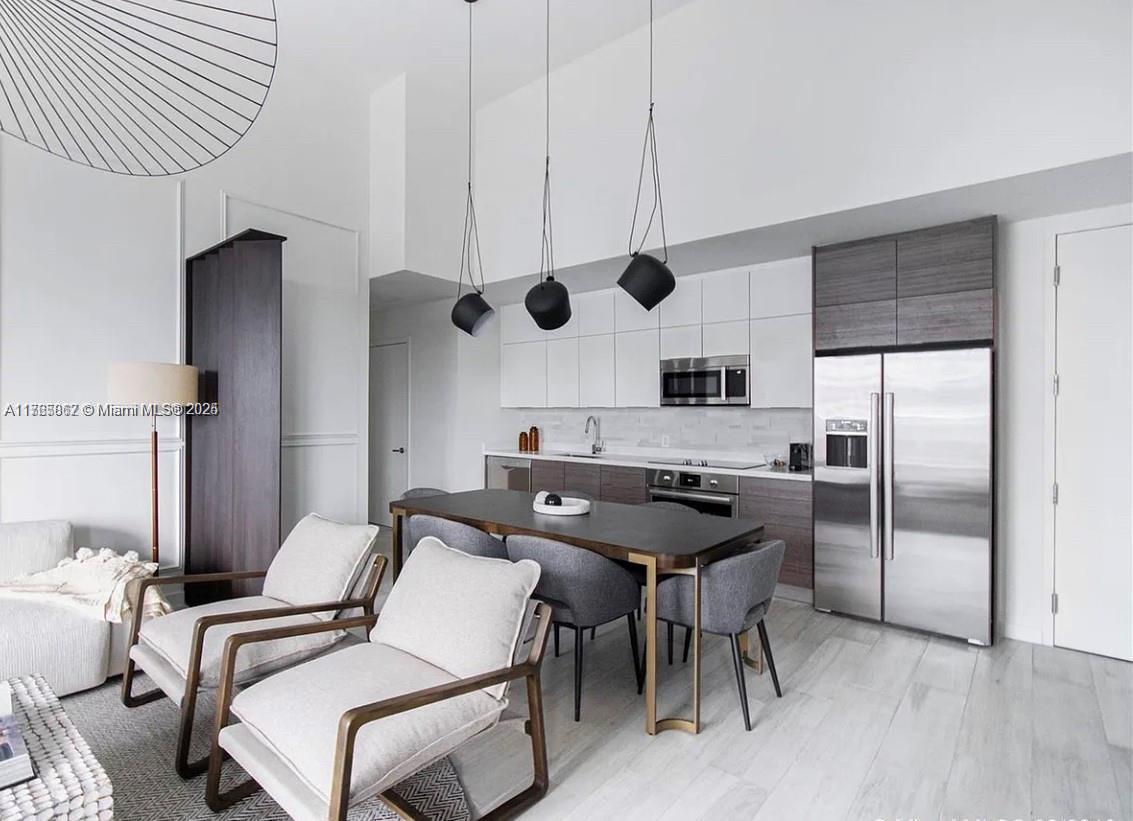 Condo for Sale in Miami, FL