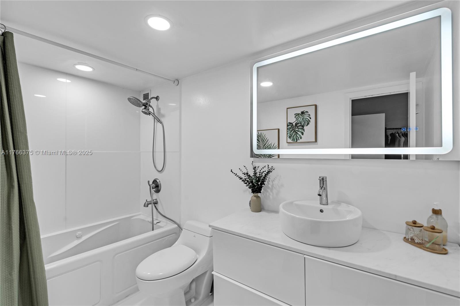 2780 NE 183rd St #401, Aventura, Florida image 13
