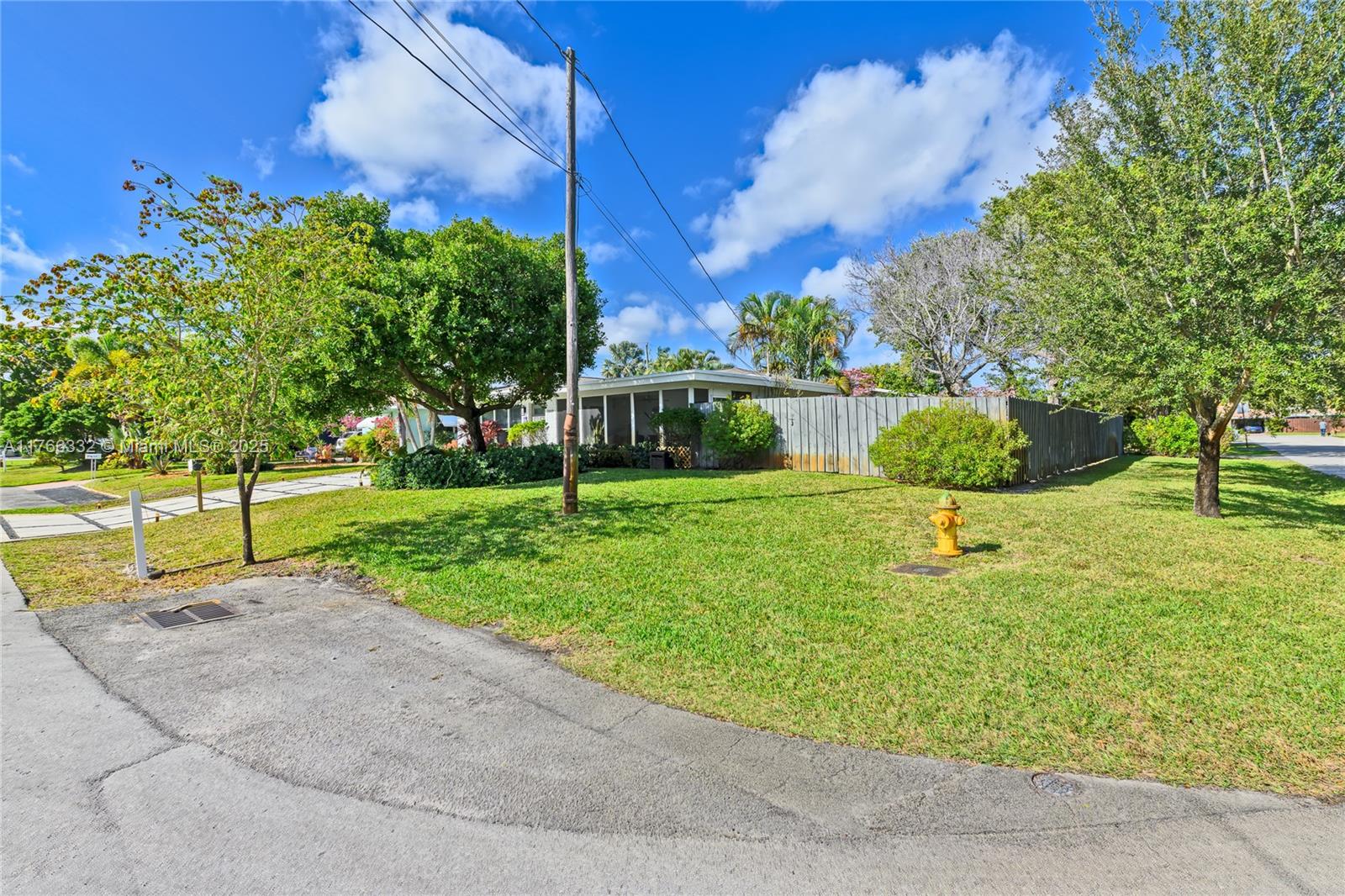 3449 NE 17th Way, Oakland Park, Florida image 23