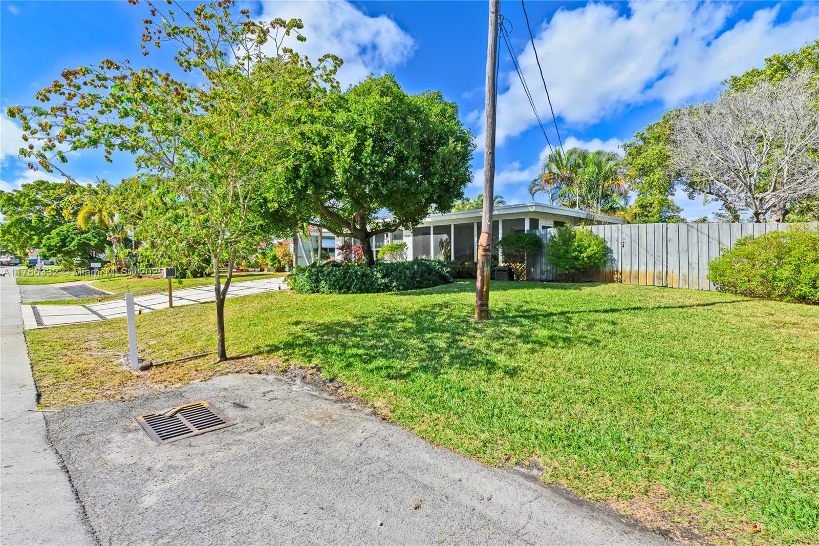 3449 NE 17th Way, Oakland Park, Florida image 35