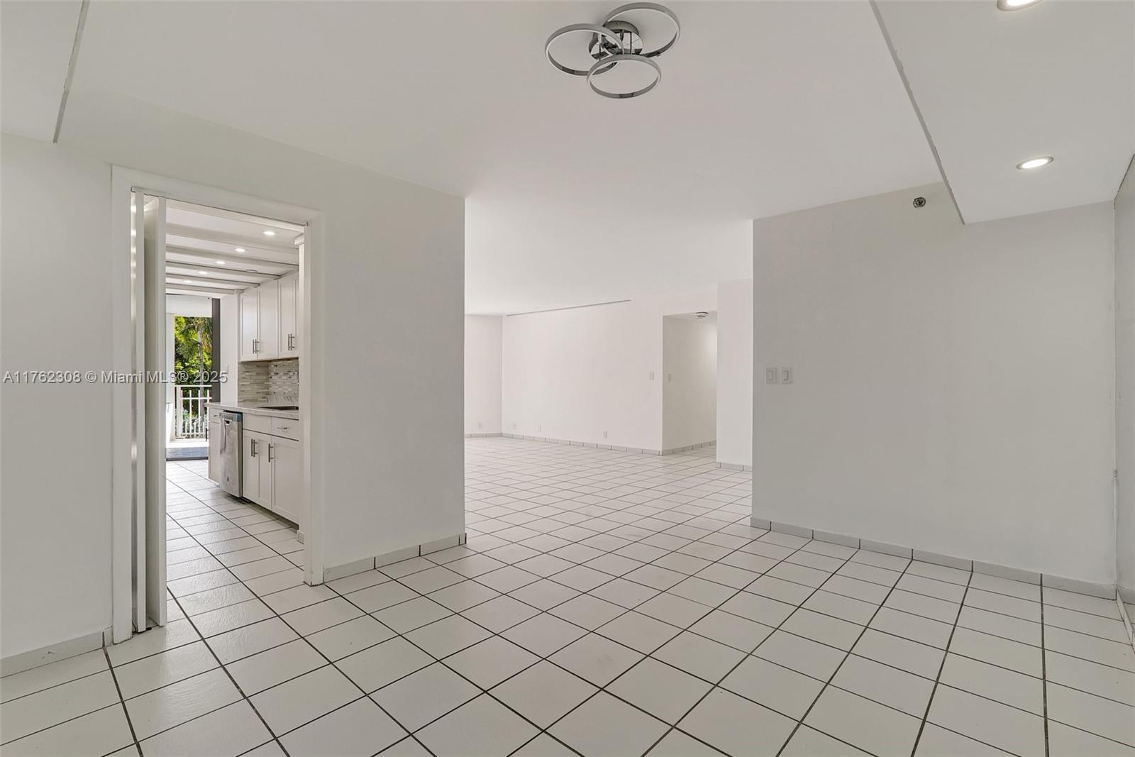 4000 Towerside Ter #302, Miami, Florida image 26