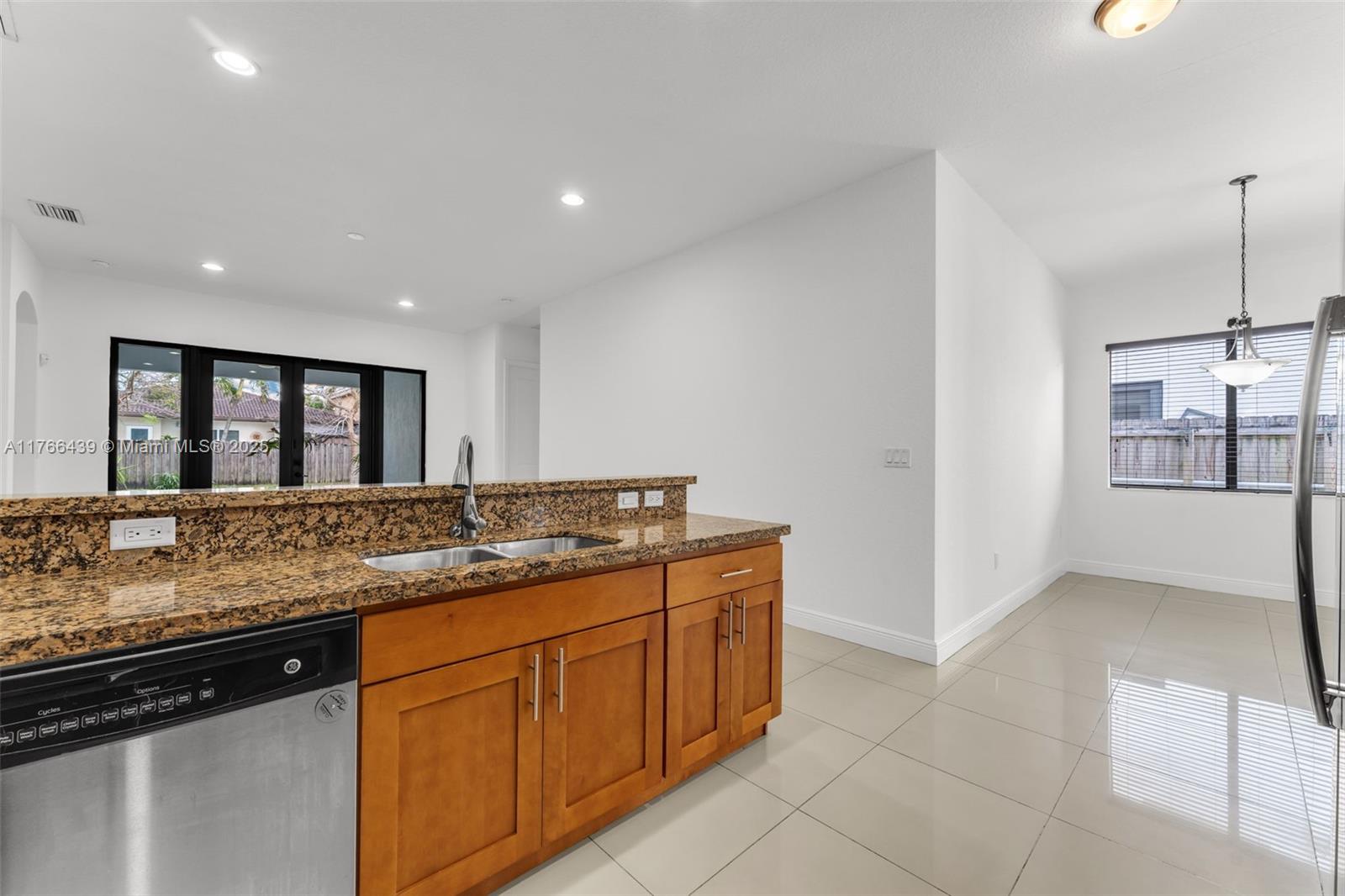 14555 SW 32nd St, Miami, Florida image 13