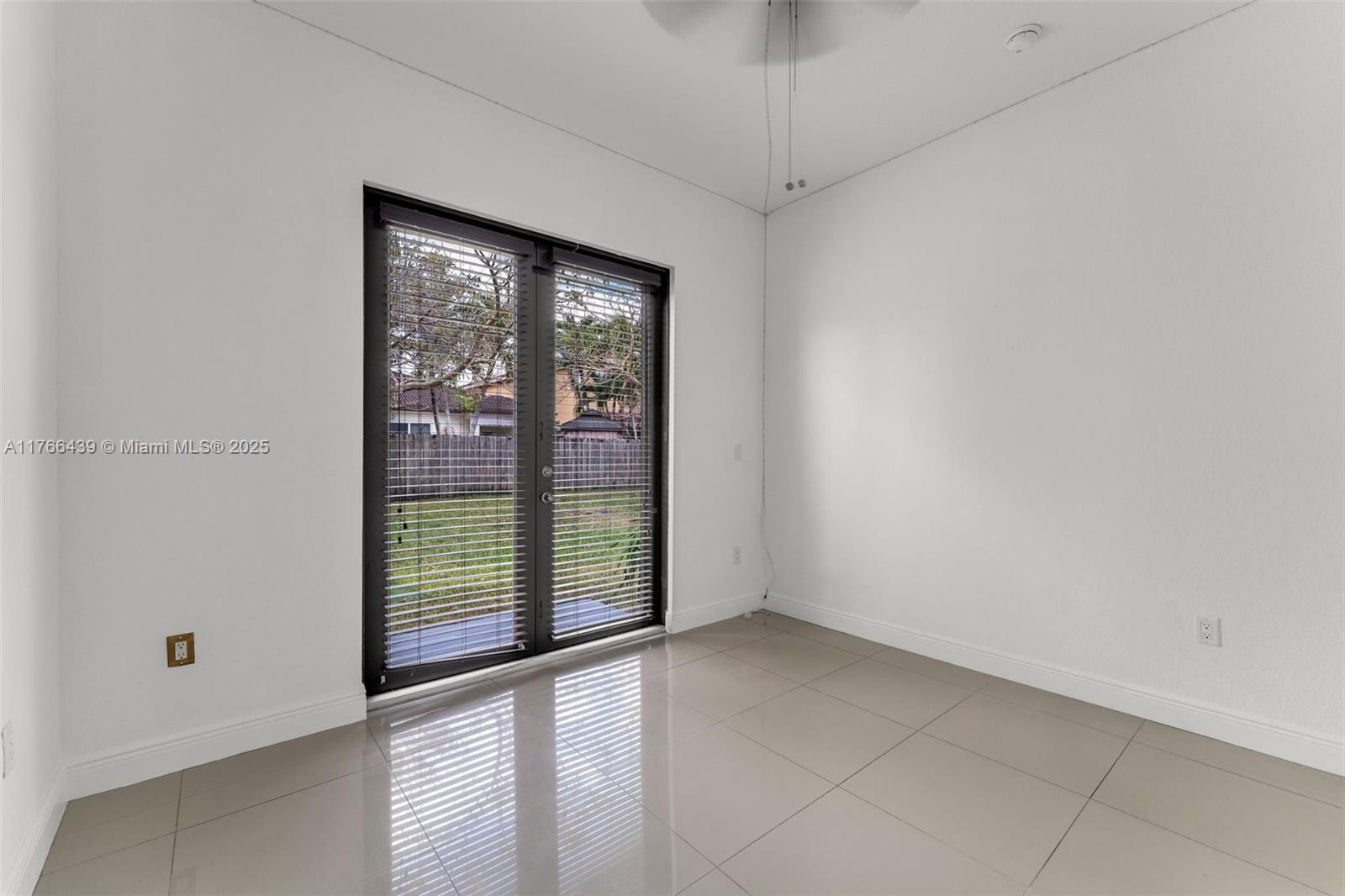 14555 SW 32nd St, Miami, Florida image 27