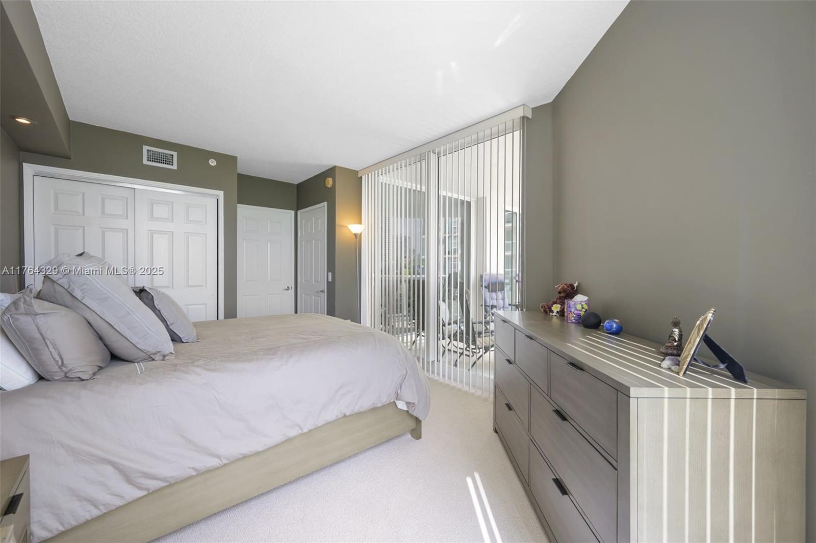 3370 Hidden Bay Dr #507, Aventura, Florida image 21