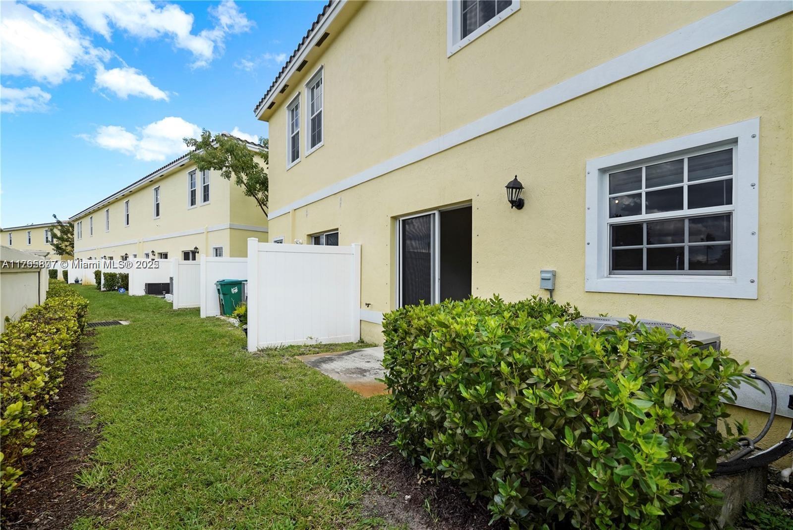 1121 NW 41, Lauderhill, Florida image 28