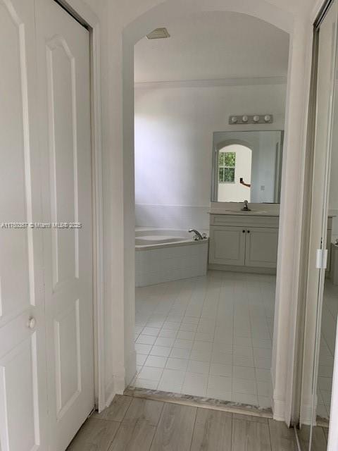7506 NW 113th Path #7506, Doral, Florida image 12