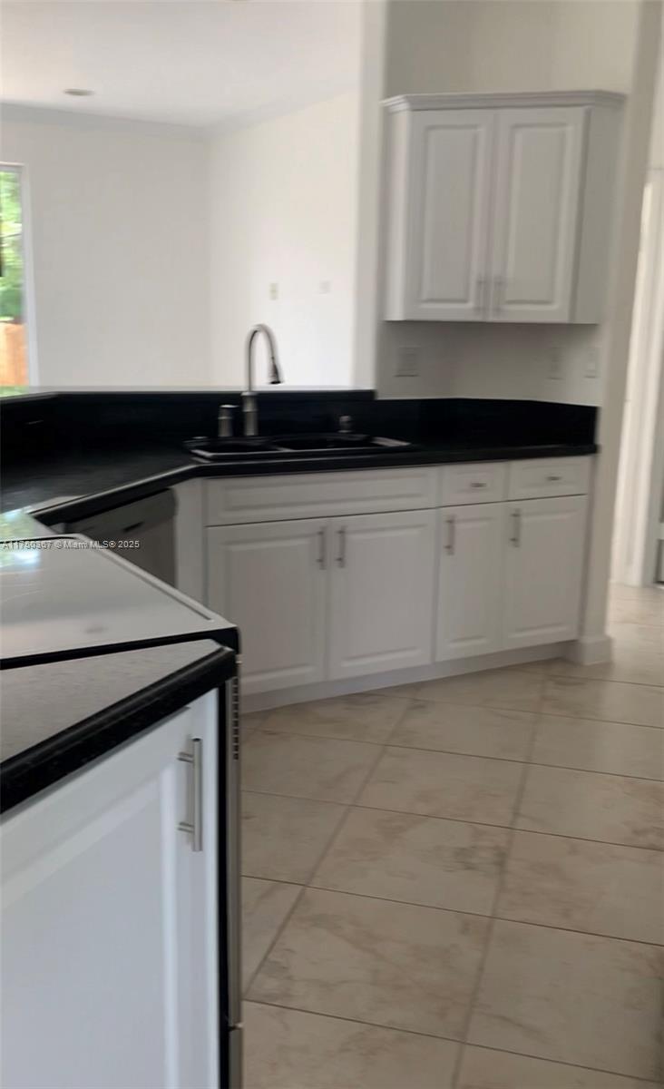 7506 NW 113th Path #7506, Doral, Florida image 18
