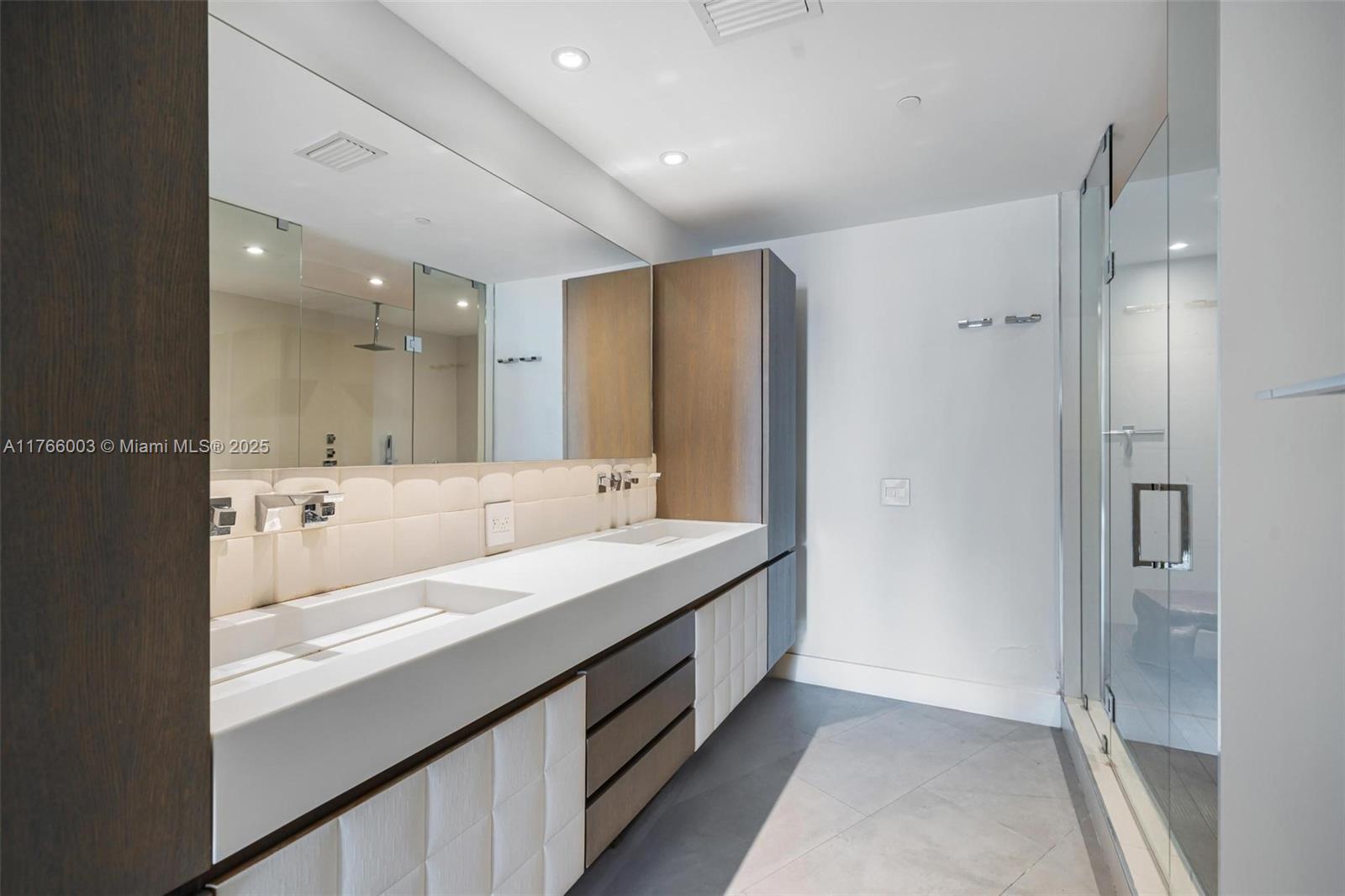 2026 Fisher Island Dr #2026, Miami Beach FL 33109