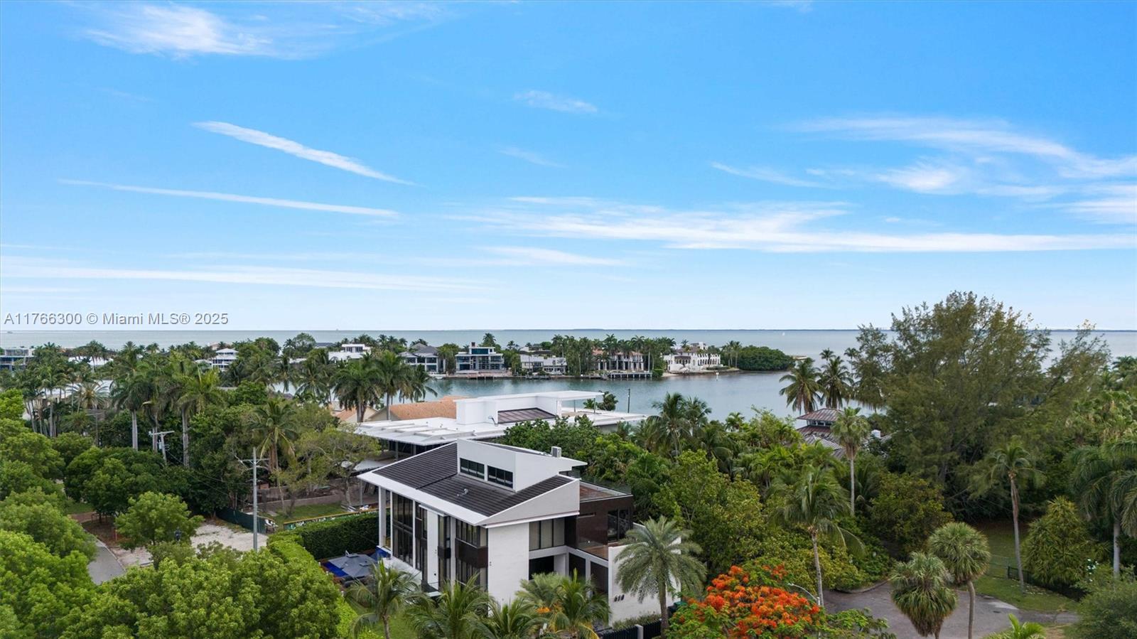 610 Harbor Cir, Key Biscayne, Florida image 2