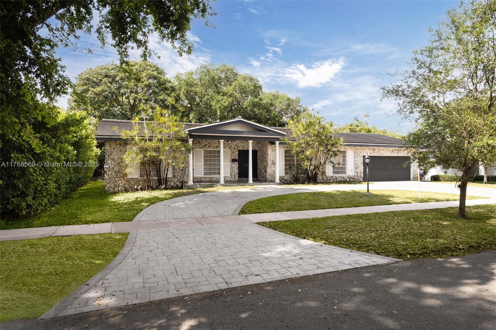 5530  Sardinia St  For Sale A11766569, FL