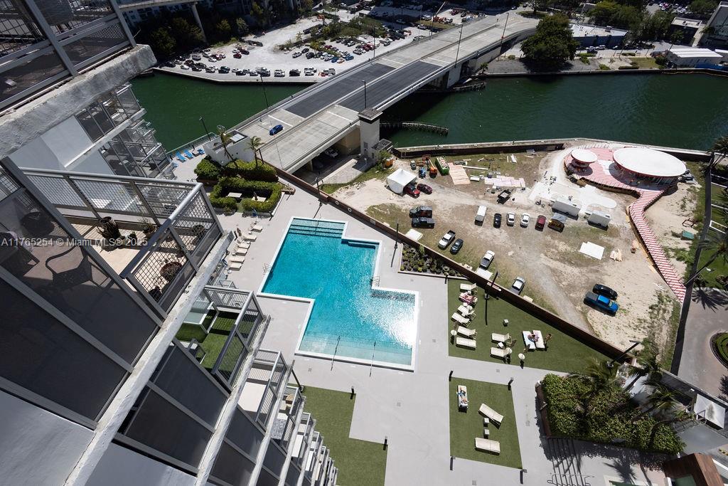 350 S Miami Ave #2112, Miami FL 33130