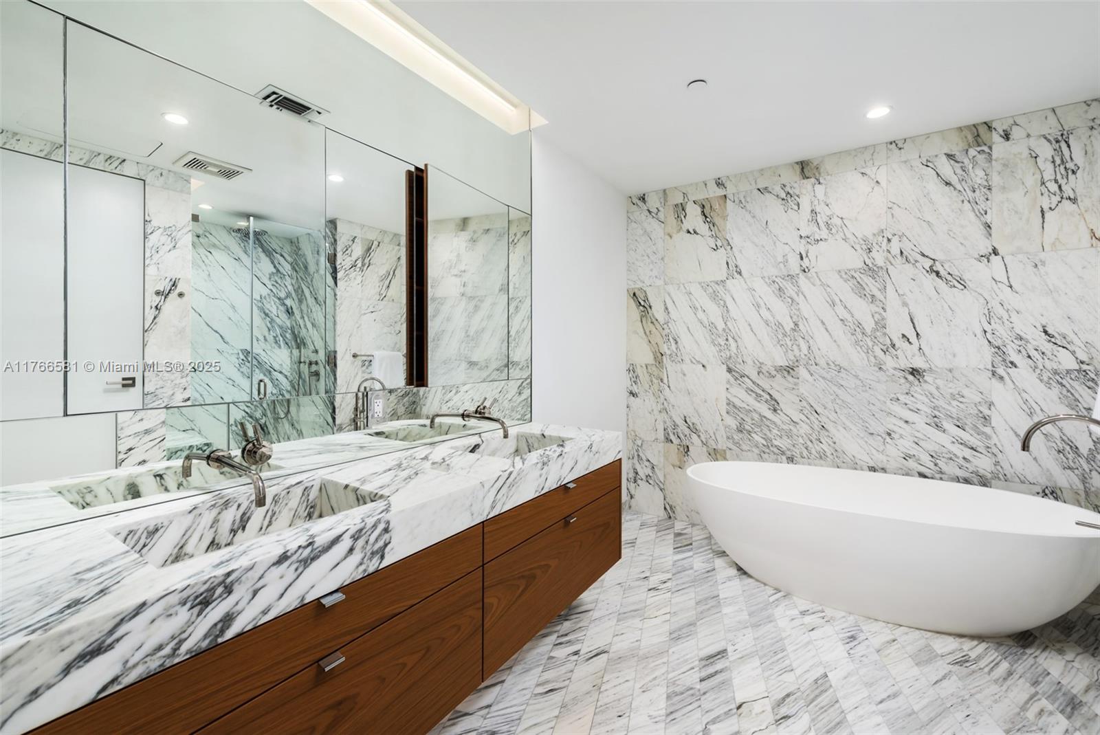 1300 Monad Terrace #3C, Miami Beach FL 33139