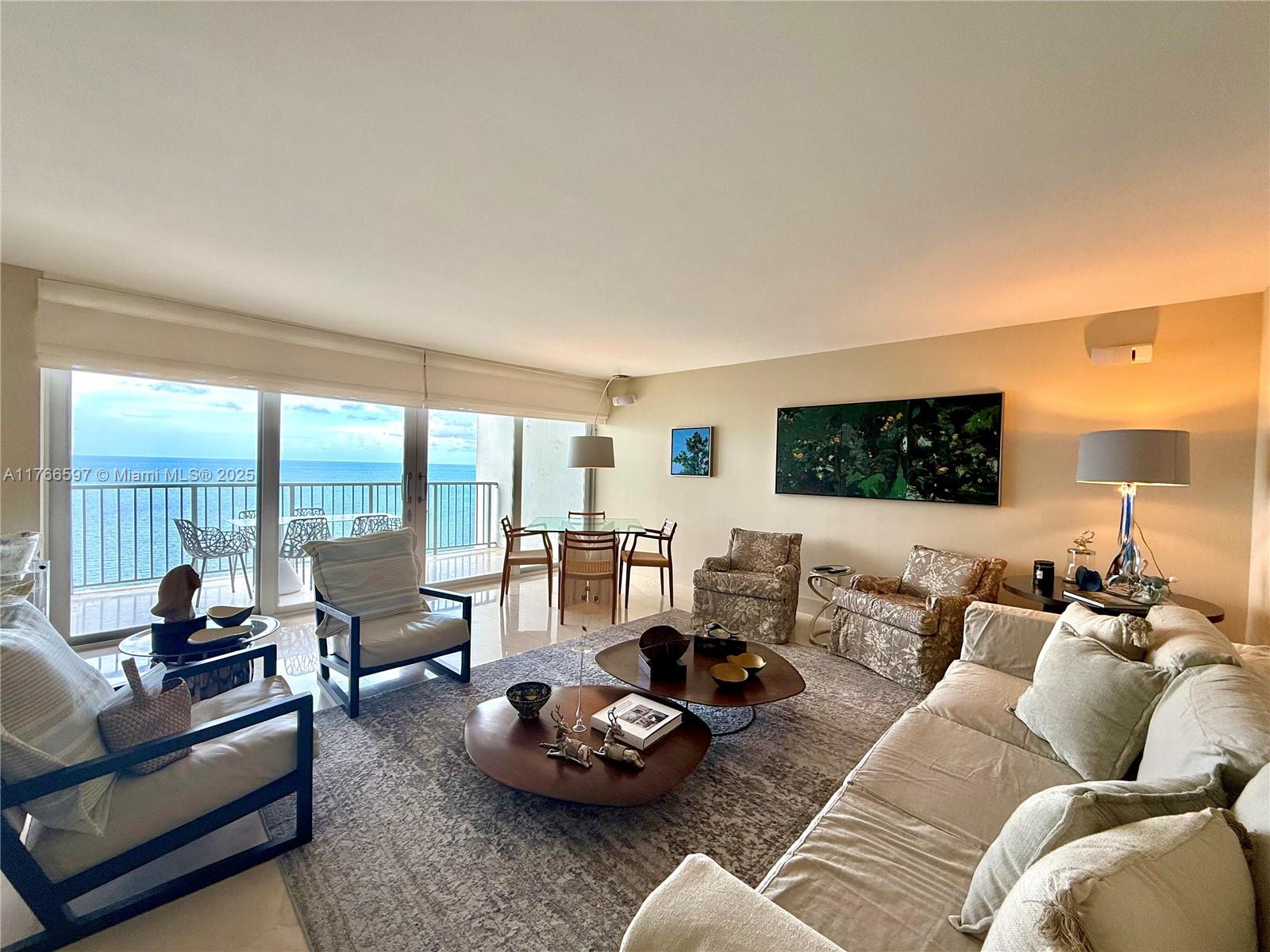 881 Ocean Dr #25E, Key Biscayne FL 33149