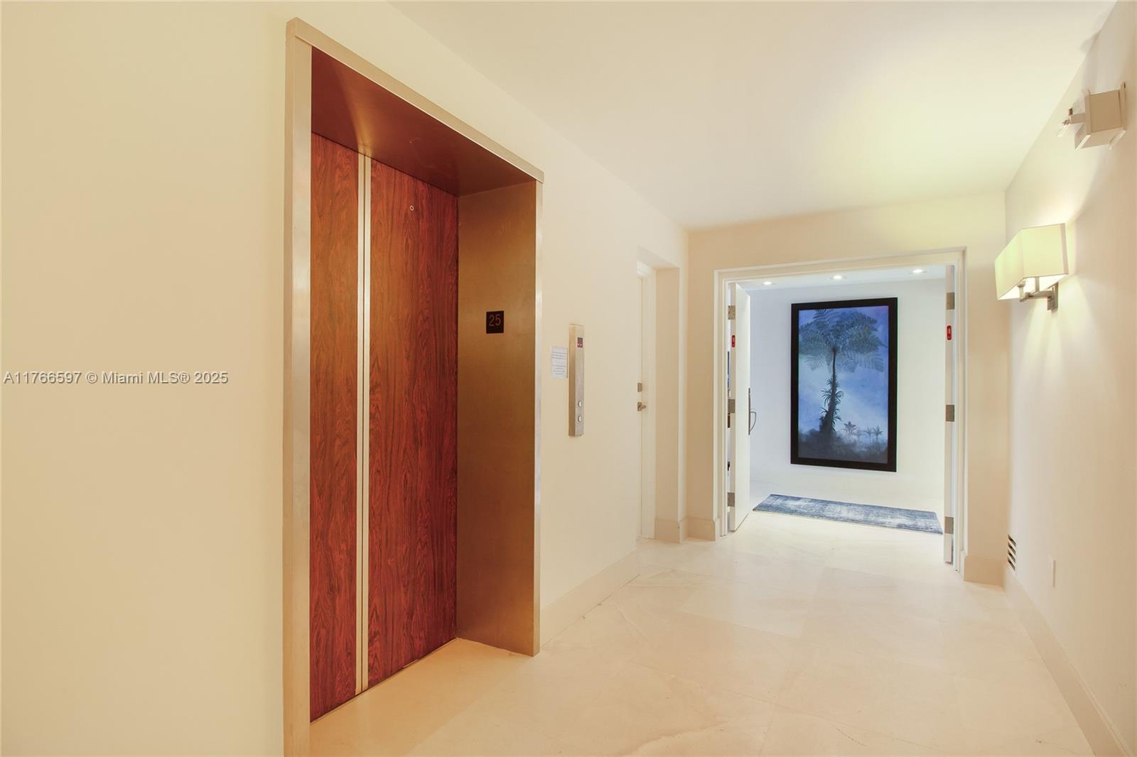 881 Ocean Dr #25E, Key Biscayne FL 33149