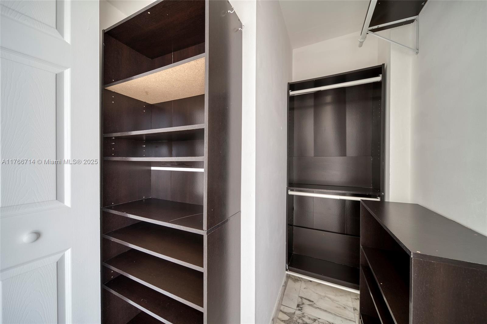 7933 West Dr #817, North Bay Village, Florida image 25