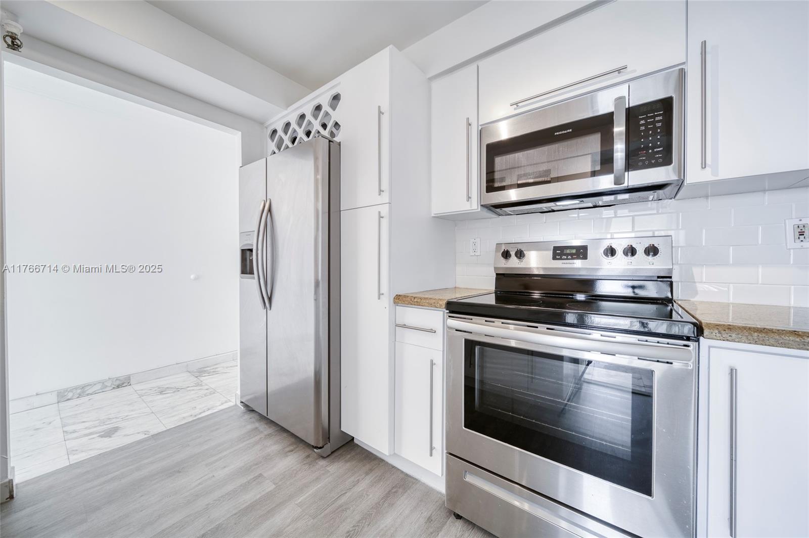 7933 West Dr #817, North Bay Village, Florida image 5