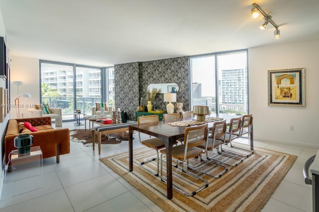 Condo for Sale in Miami, FL